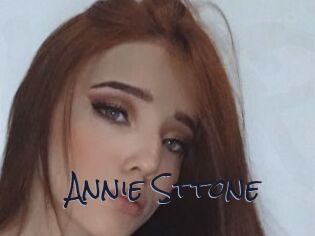 Annie_Sttone