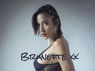 Brunette_xx