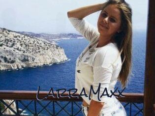 LarraMaxx