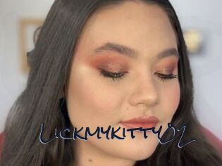 Lickmykitty02