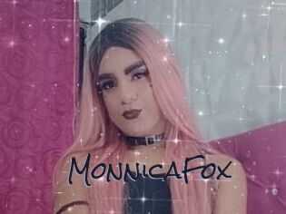 MonnicaFox