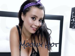 Moolly_Hot