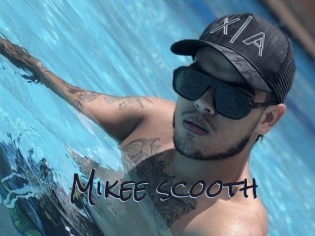 Mikee_scooth