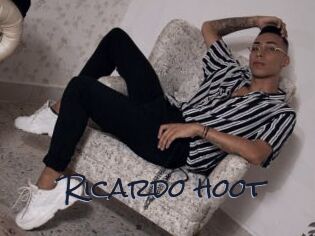 Ricardo_hoot