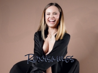 Roxysmiles